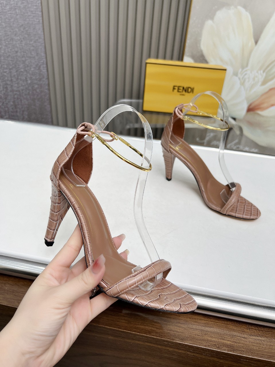 037 29123112 size 35-42