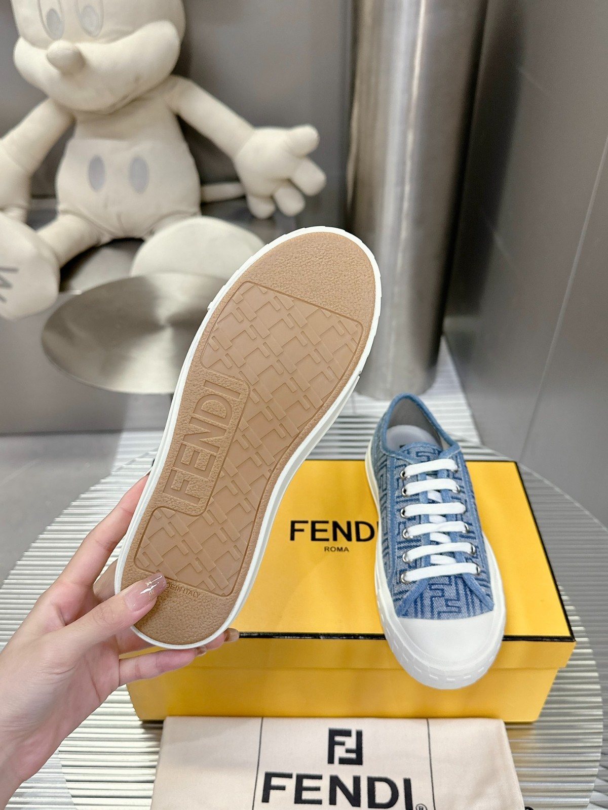025 22123093 size 35-40