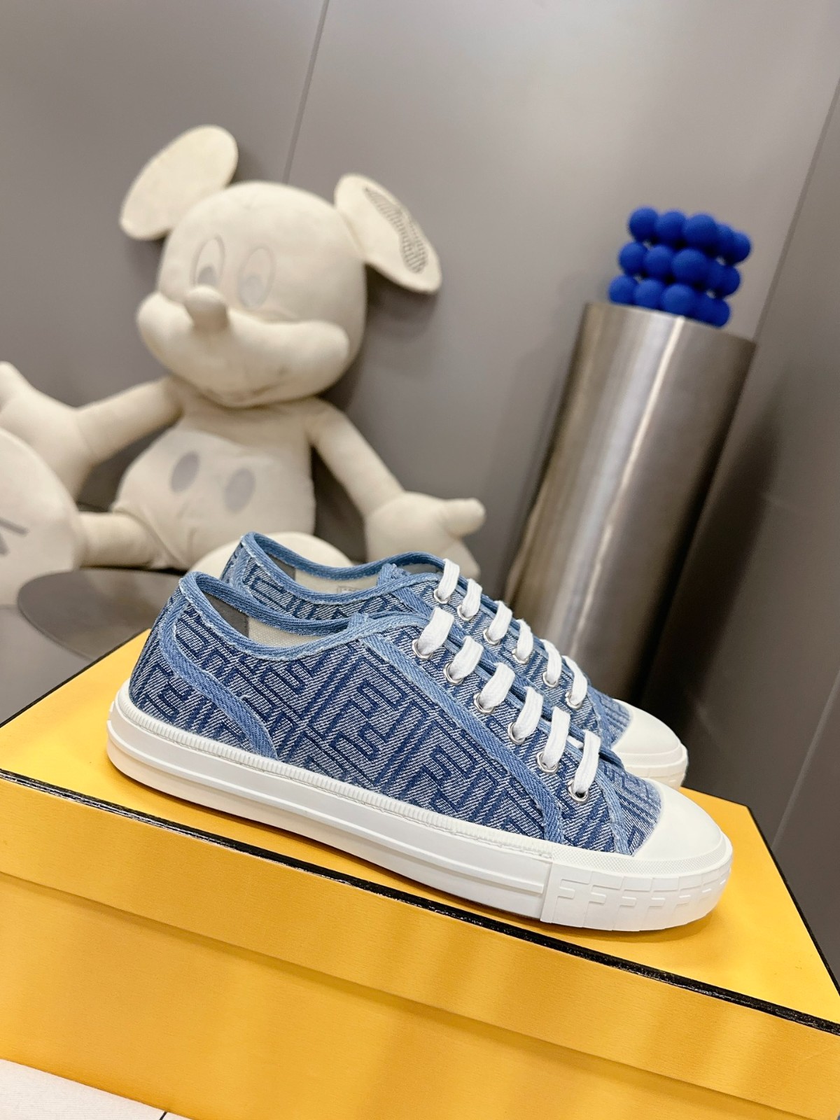 025 22123093 size 35-40