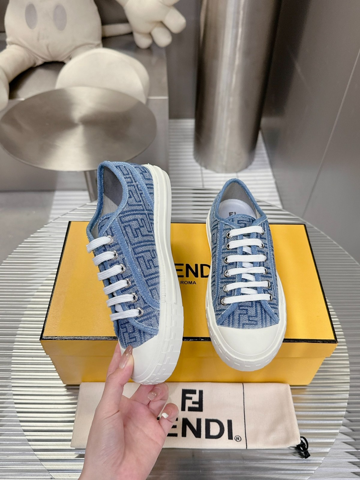 025 22123093 size 35-40