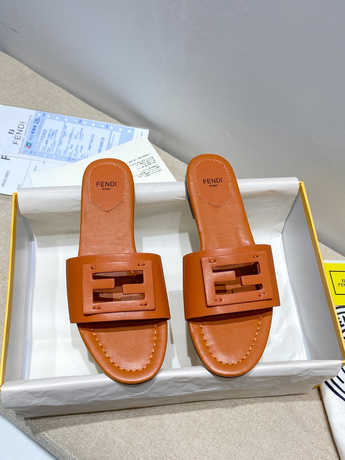 024 22123096 size 35-41