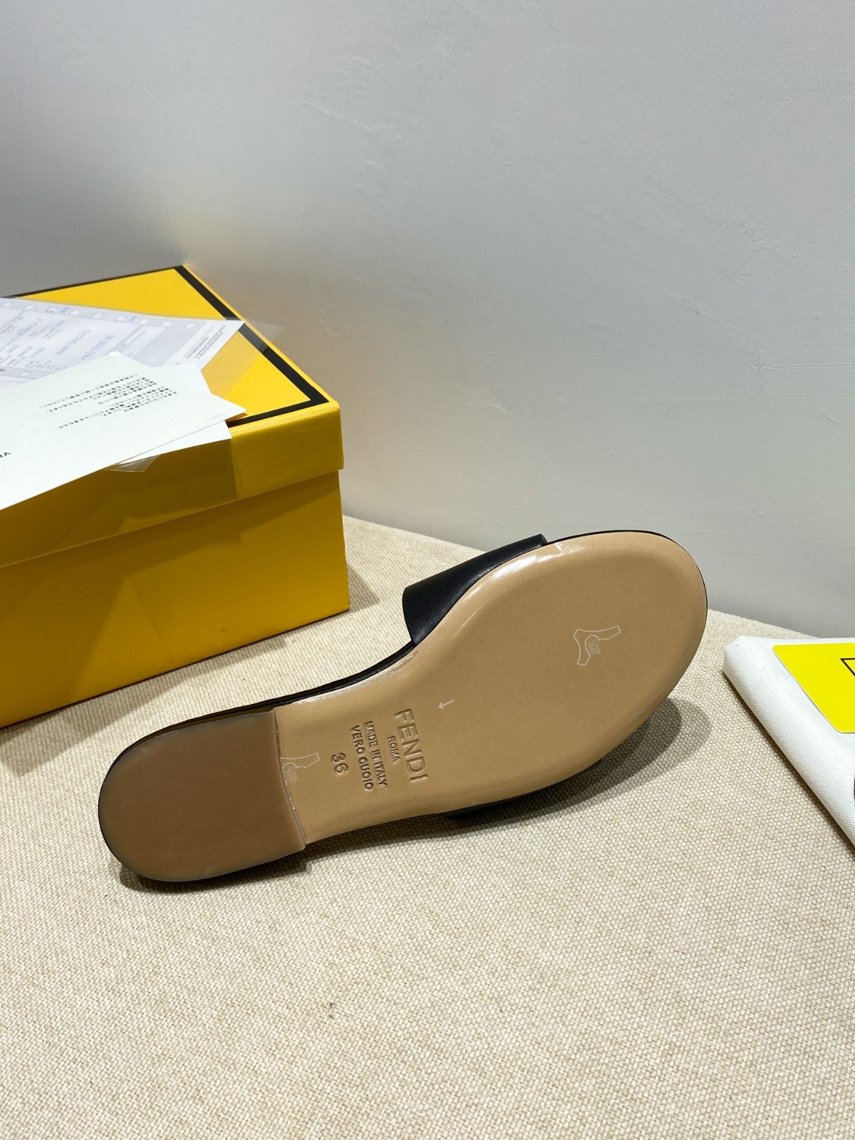 023 22123096 size 35-41