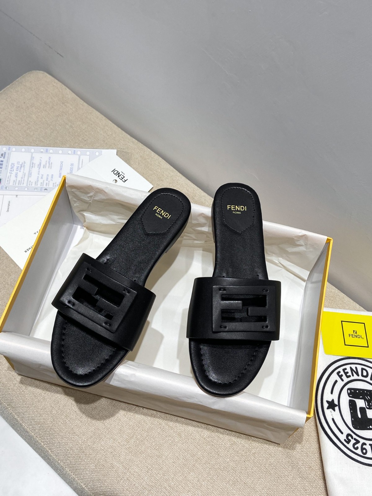 023 22123096 size 35-41