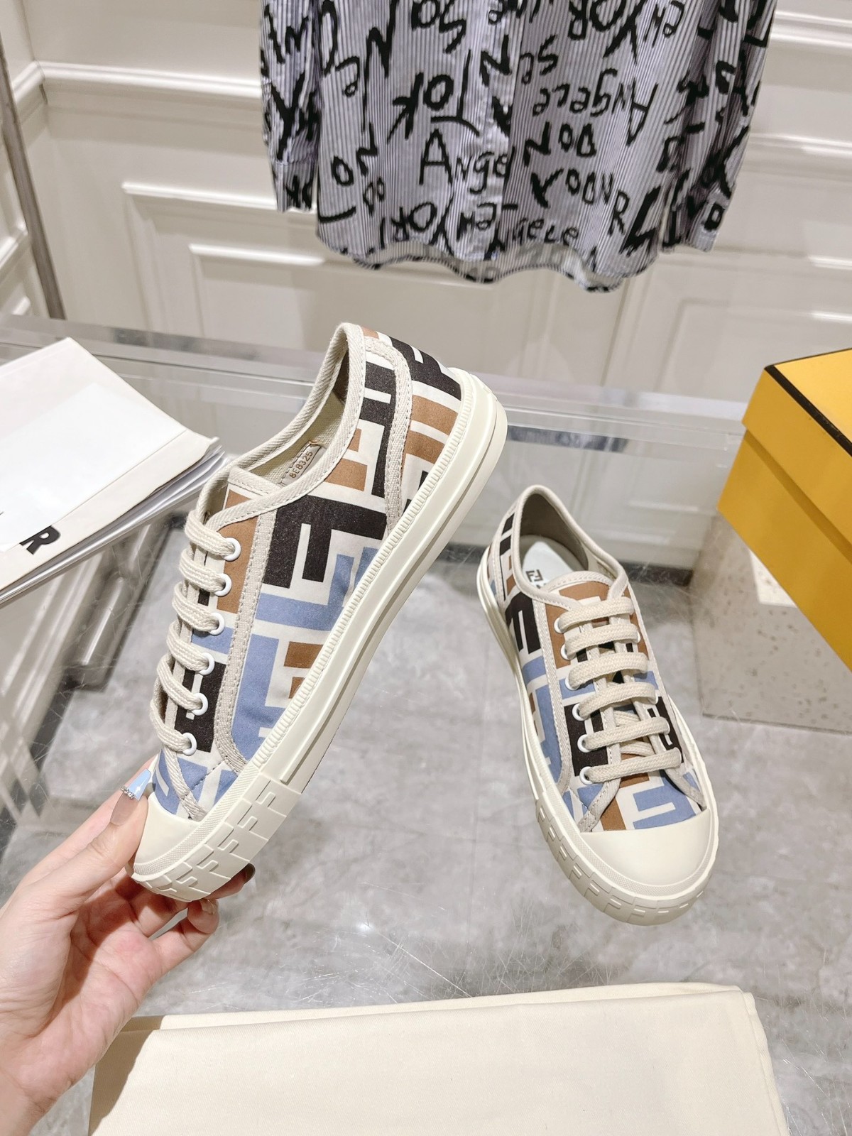 021 28123106 size 35-45