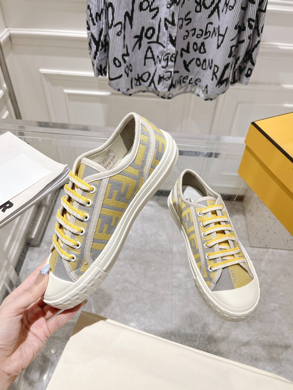 020 28123106 size 35-45