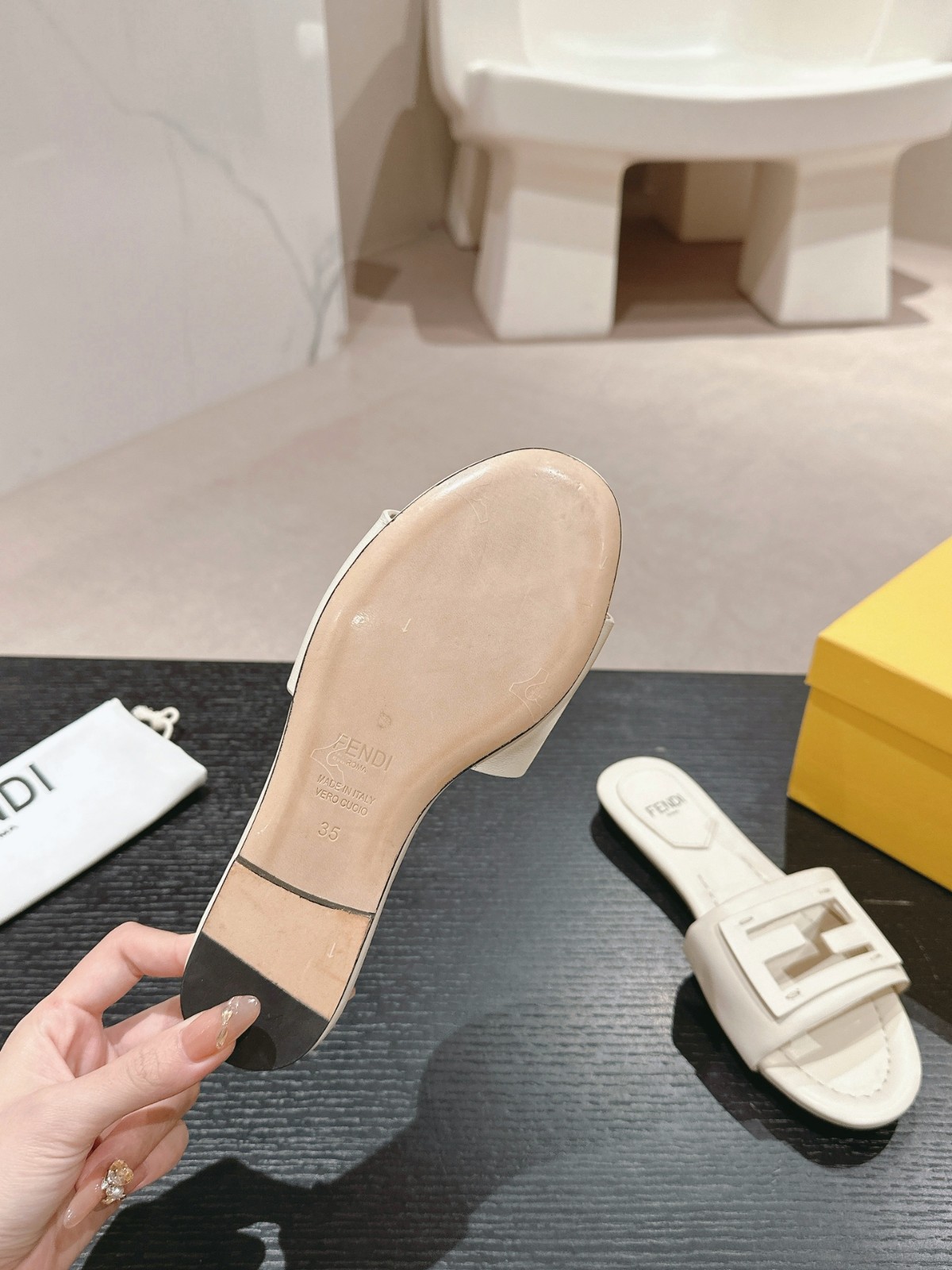 012 22123096 size 35-42