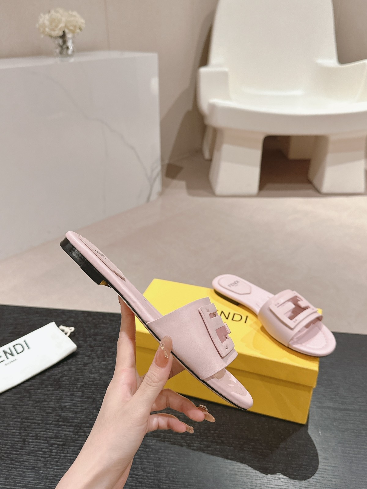 011 22123096 size 35-42