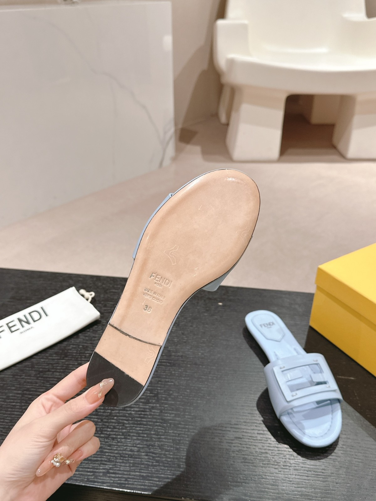 009 22123096 size 35-42