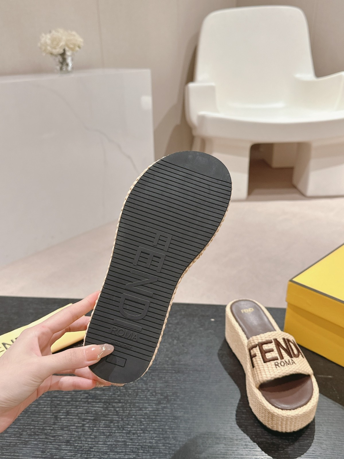 008 26123104 size 35-41