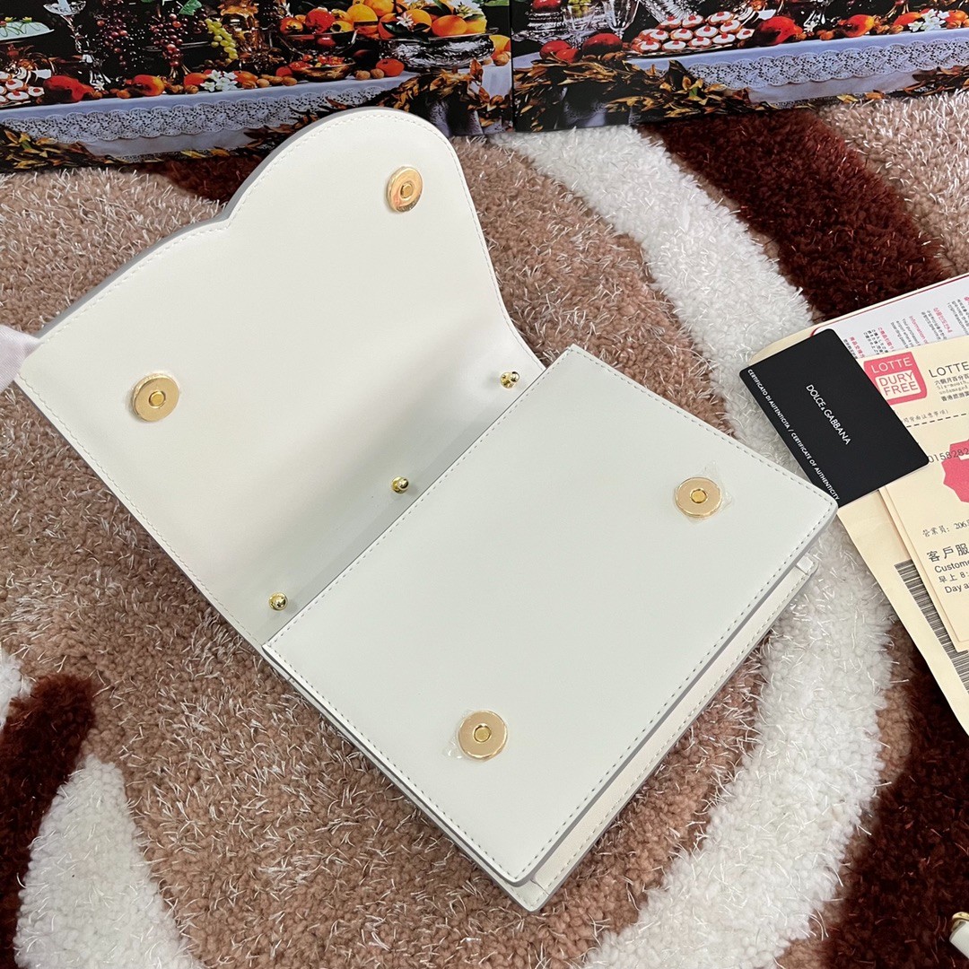 031 46123158 size 16x20x5.5cm