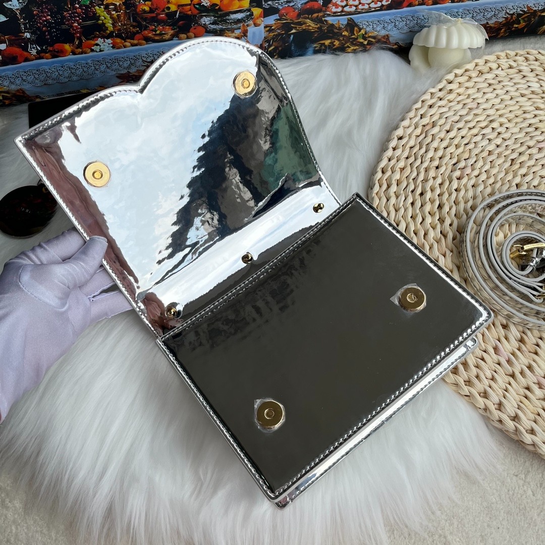 025 46123158 size 16x20x5.5cm