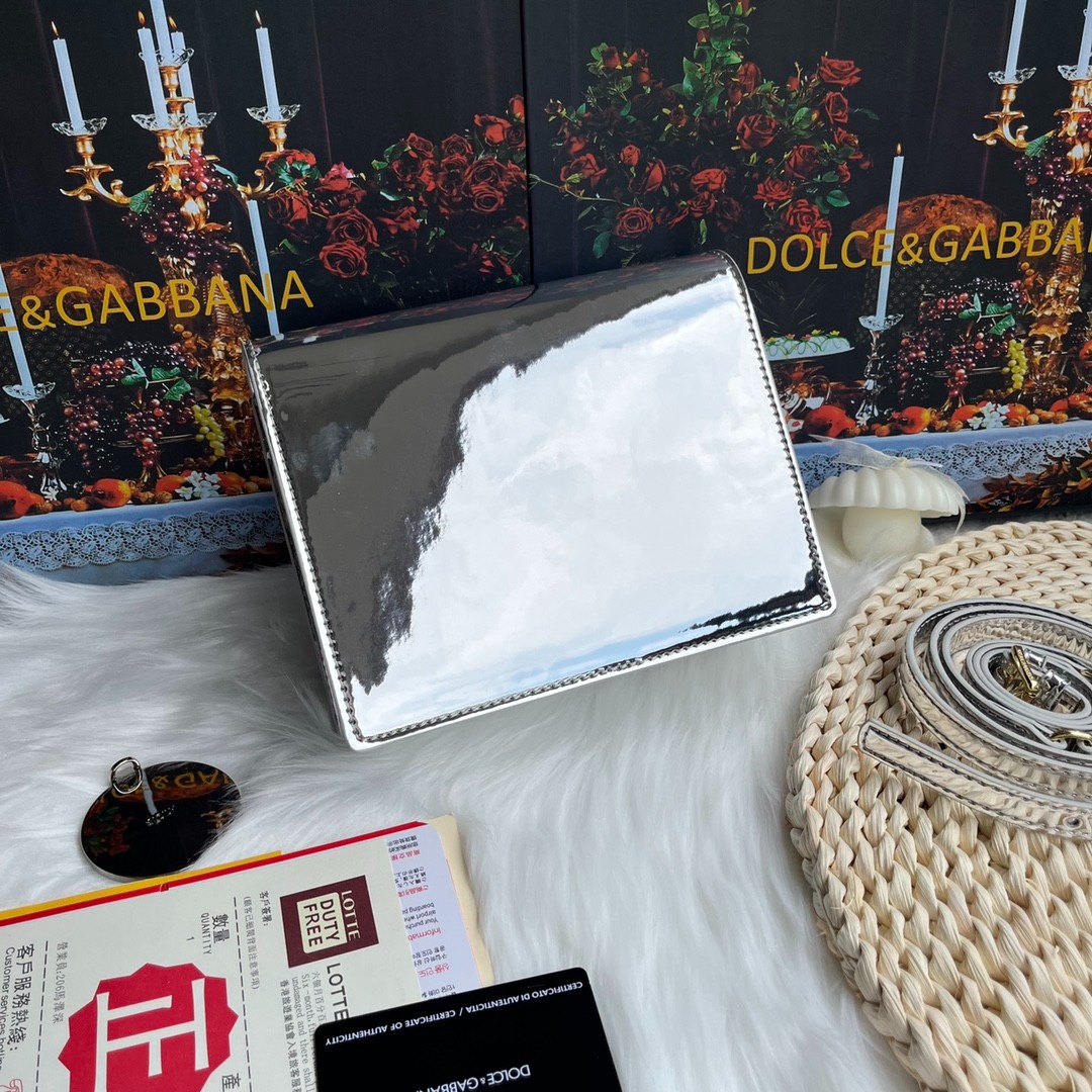 025 46123158 size 16x20x5.5cm