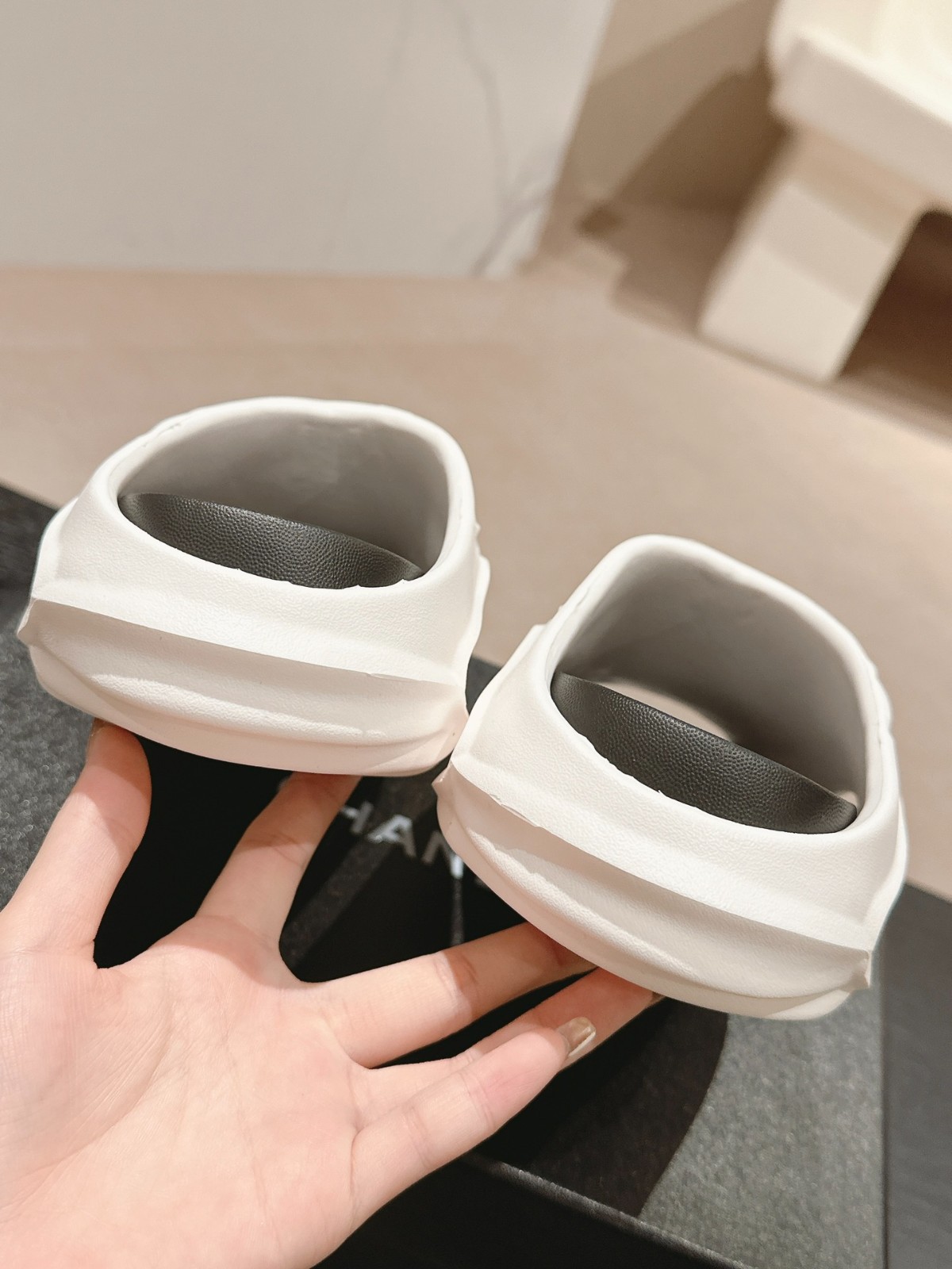 106 16123074 size 36-47