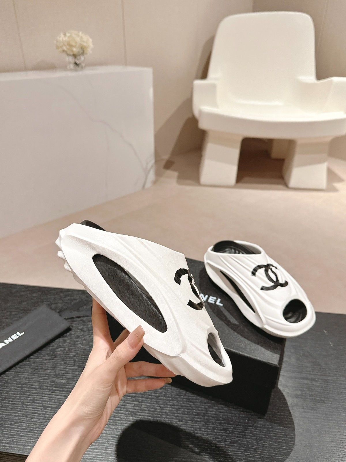106 16123074 size 36-47