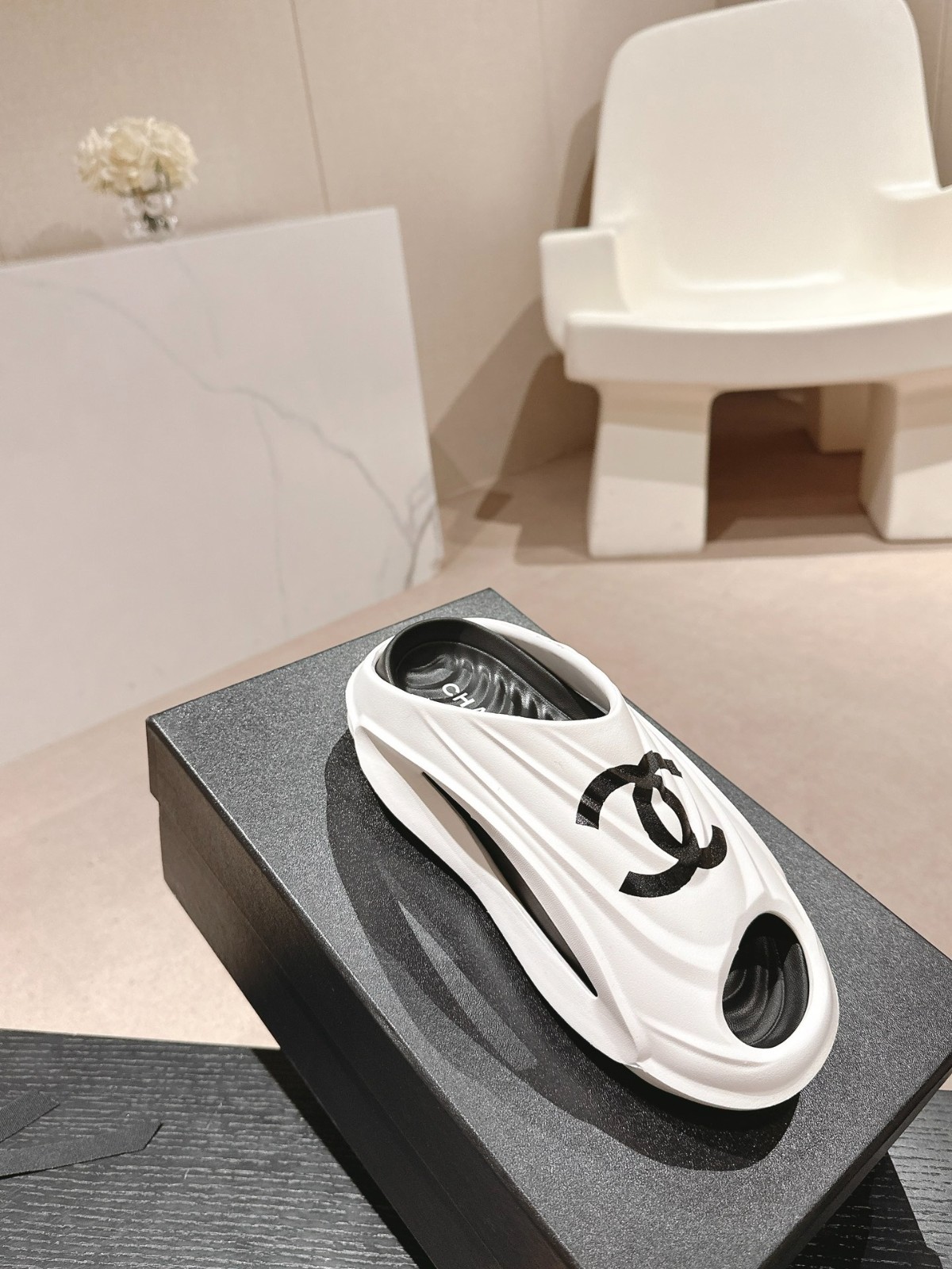 106 16123074 size 36-47