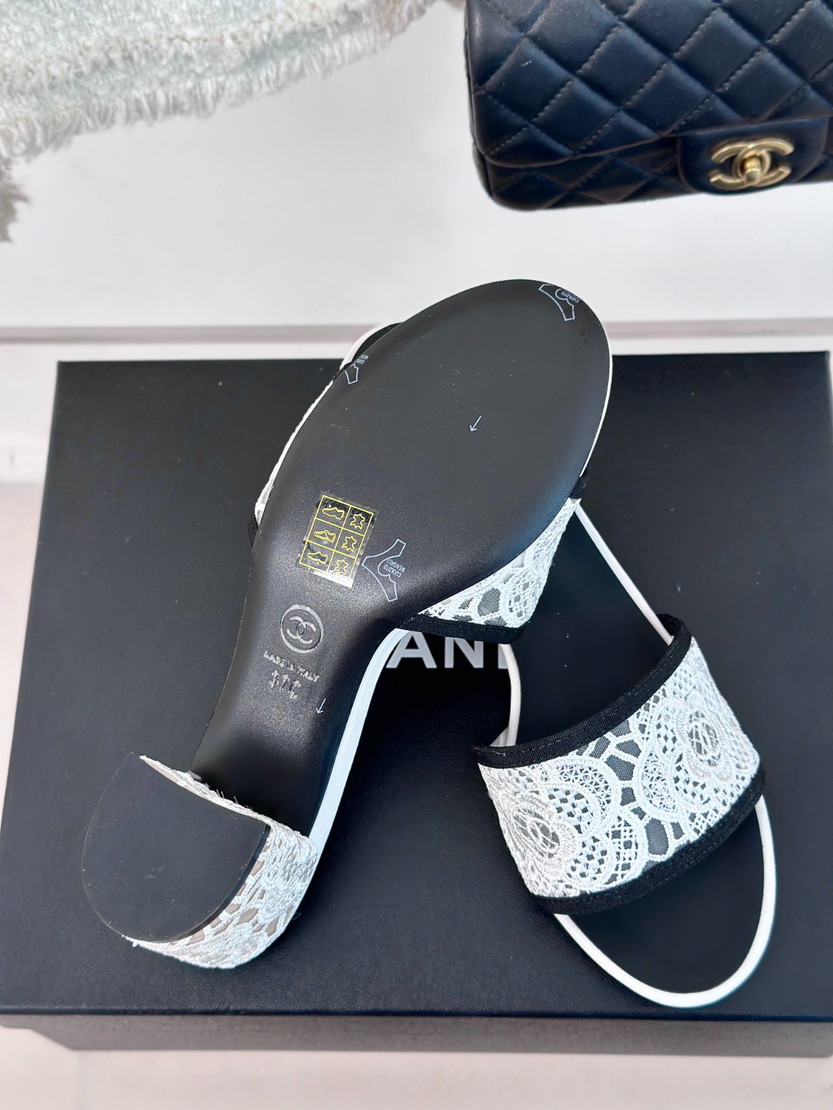 098 24123092 size 35-41
