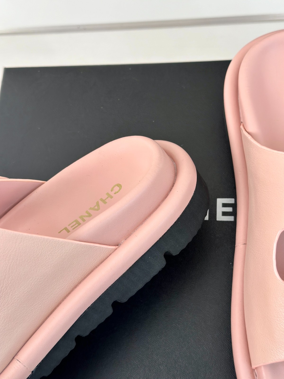 085 26123101 size 35-42