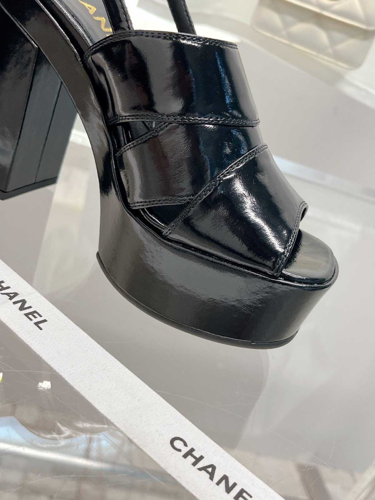 003 30123108 size 35-41