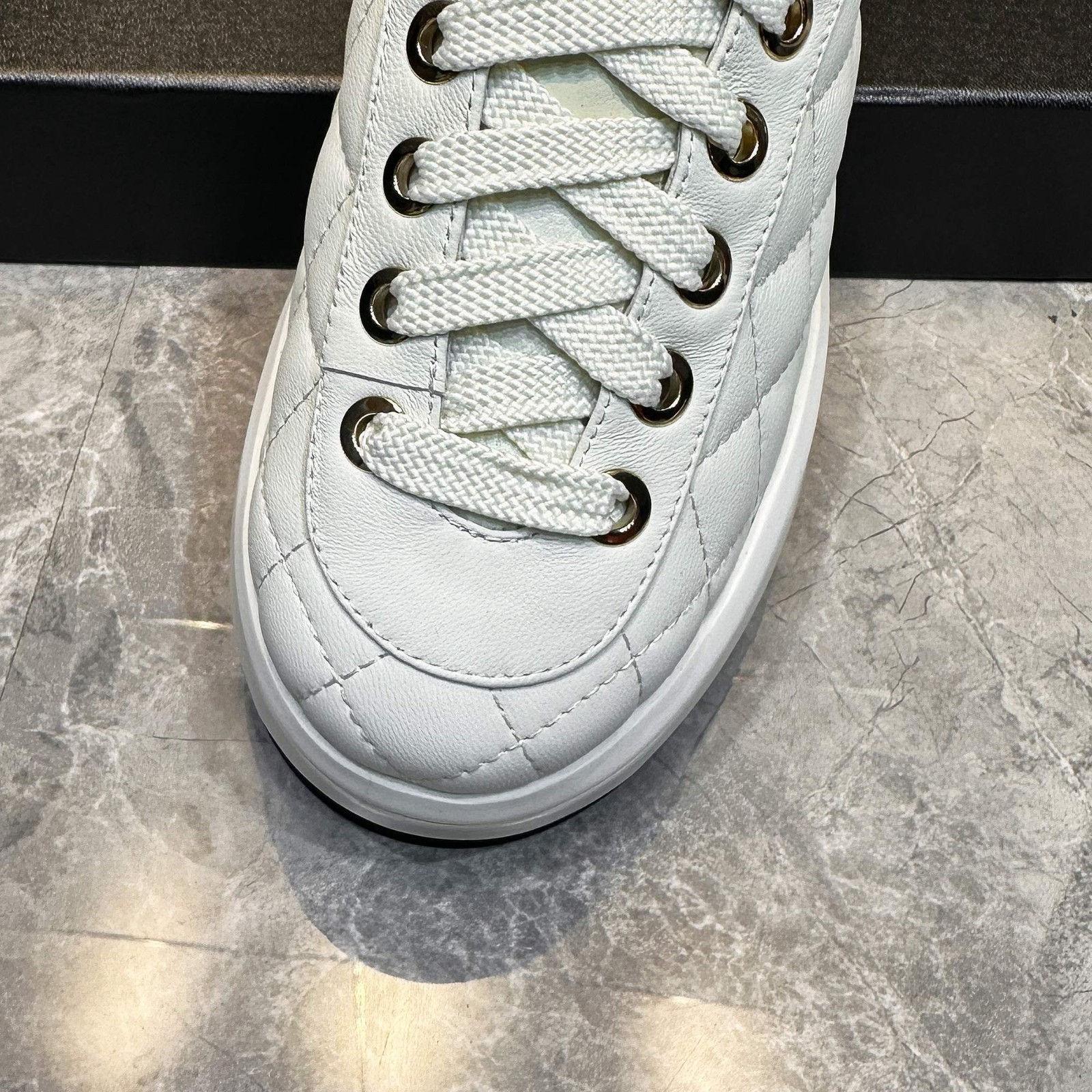 007 size 35–41