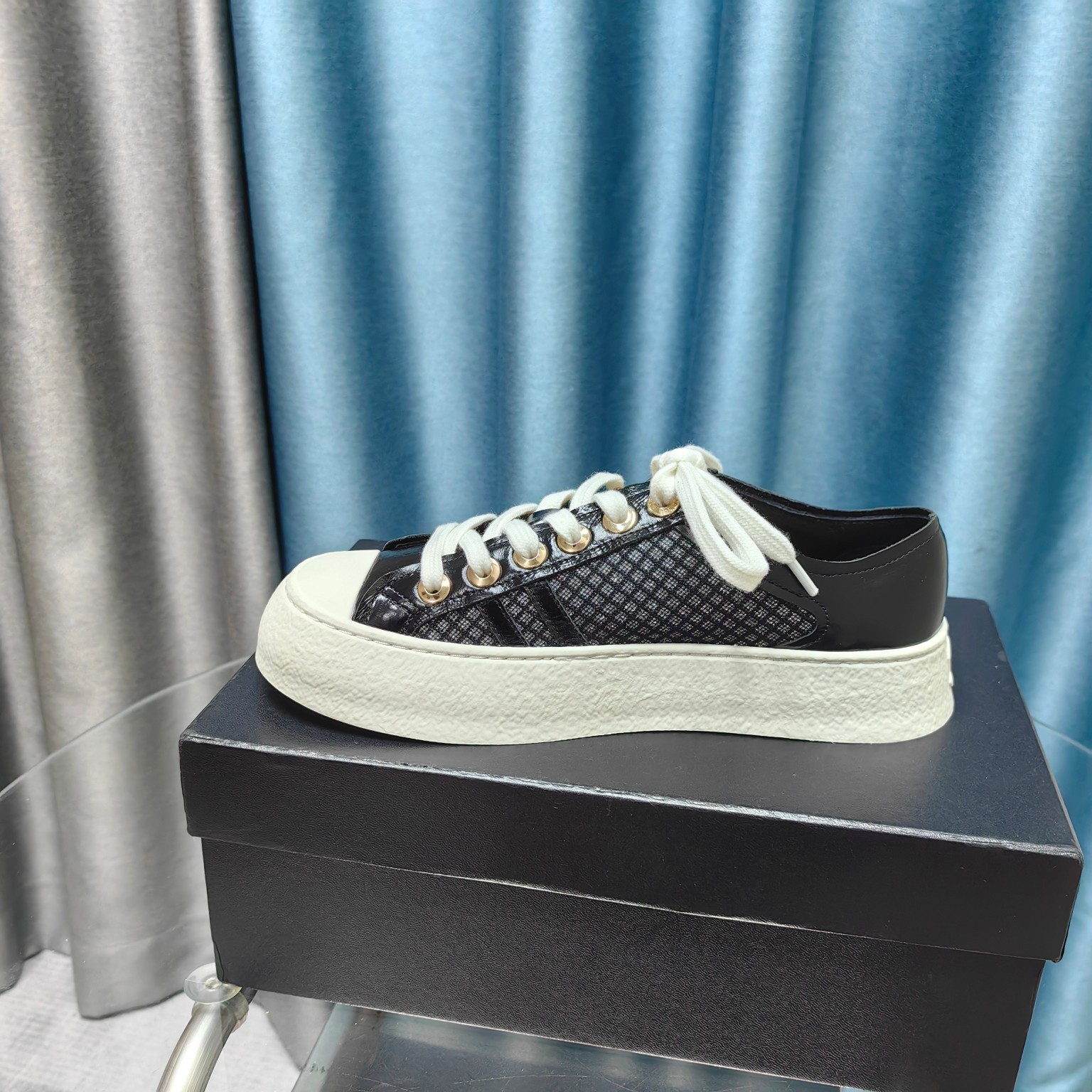 061 30123117 size 35–41