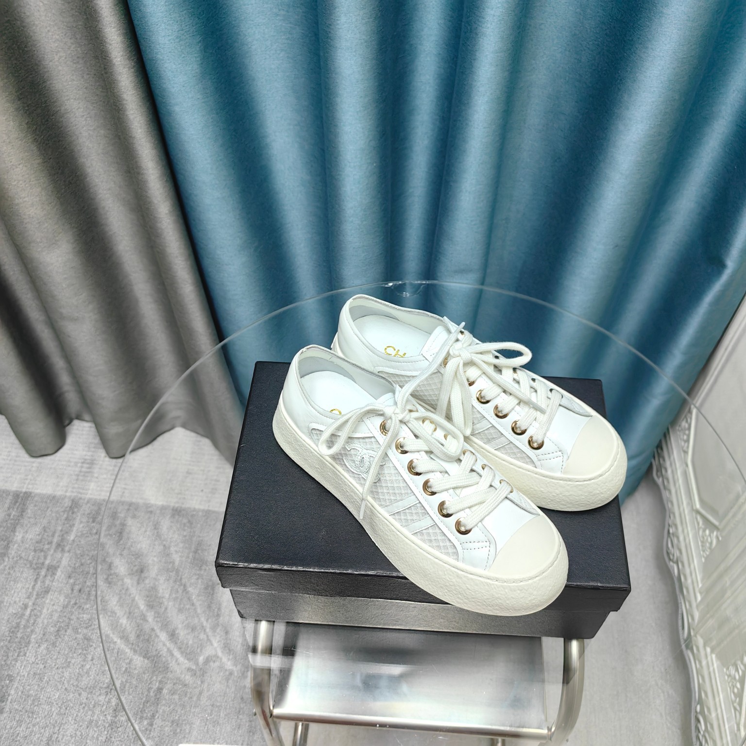 060 30123117 size 35–41