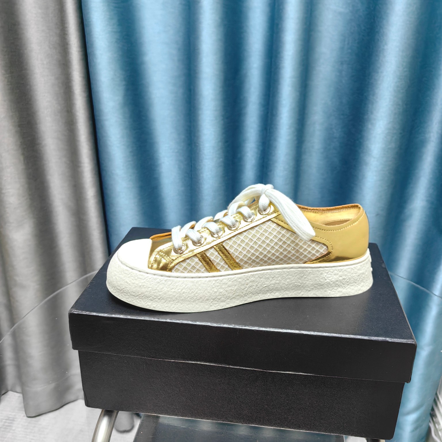 058 30123117 size 35–41