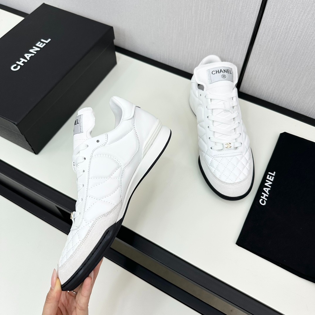 027 32123111 size 35–41