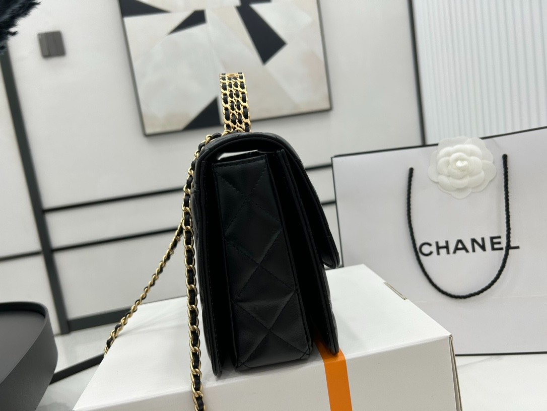 098 88123237;93123244 size 14x20x7.5cm;size 22x16x9cm