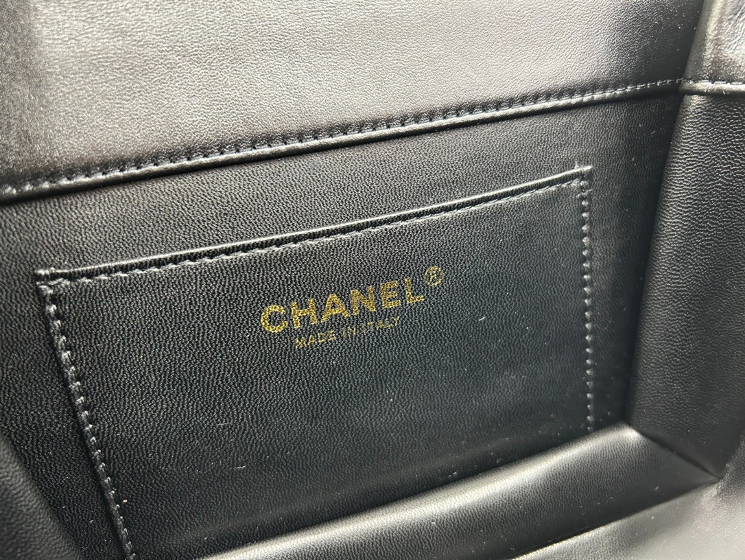 098 88123237;93123244 size 14x20x7.5cm;size 22x16x9cm