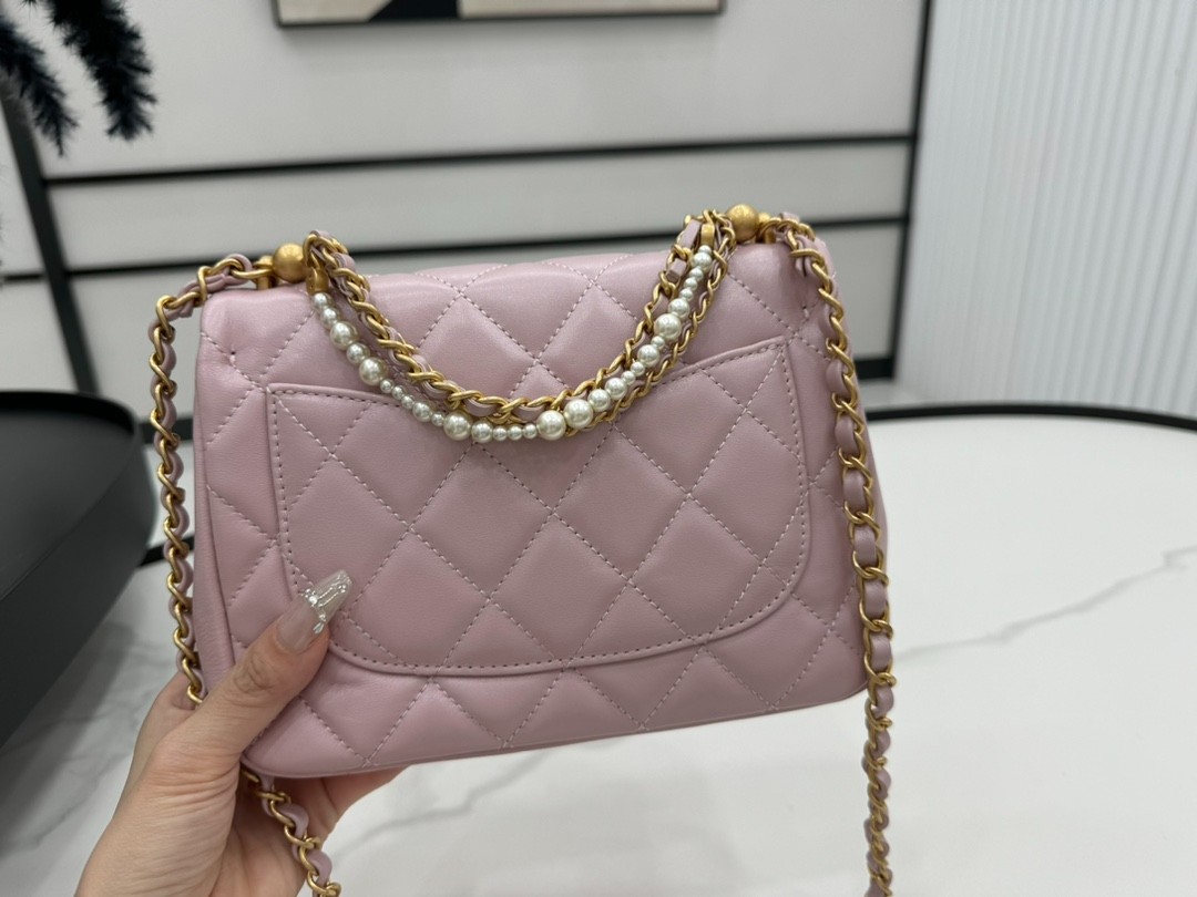 081 65123204 ;68123207 size 12.5x17x5cm size 14.5x19.5x7.5cm