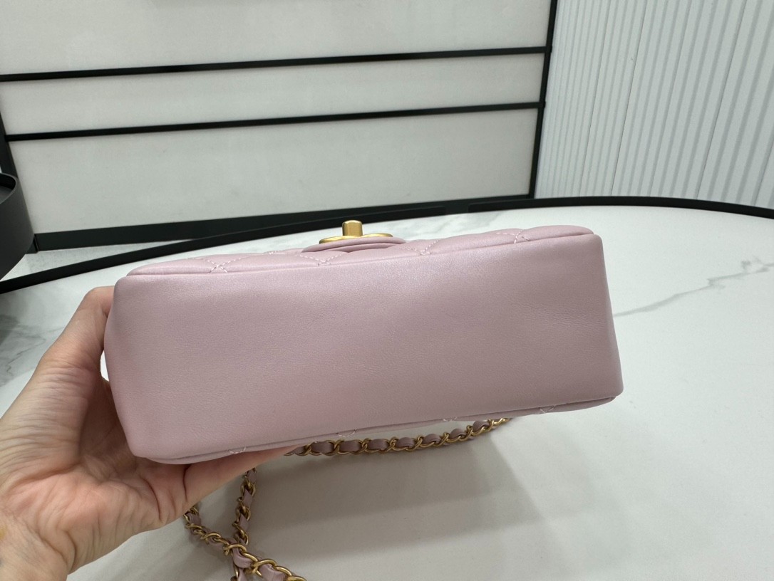 081 65123204 ;68123207 size 12.5x17x5cm size 14.5x19.5x7.5cm