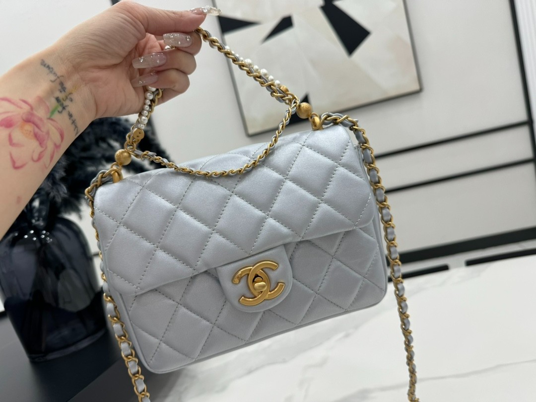 080 65123204 ;68123207 size 12.5x17x5cm size 14.5x19.5x7.5cm