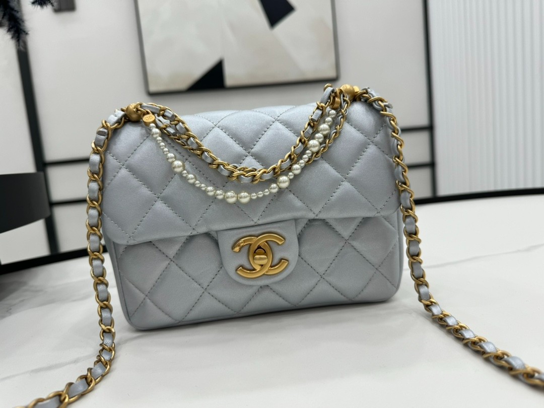 080 65123204 ;68123207 size 12.5x17x5cm size 14.5x19.5x7.5cm