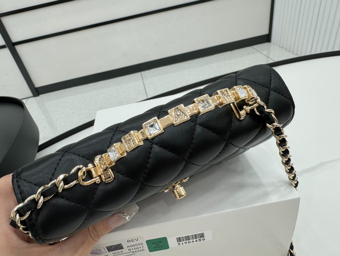 076 70123215 size 17cm