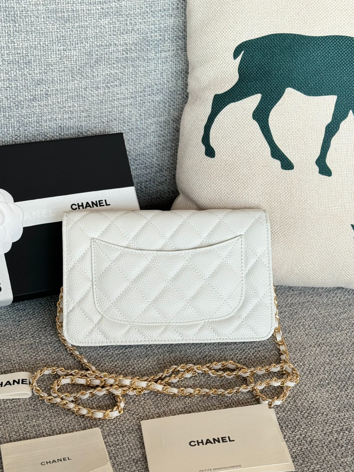 064 40123148 size 19x12x3cm