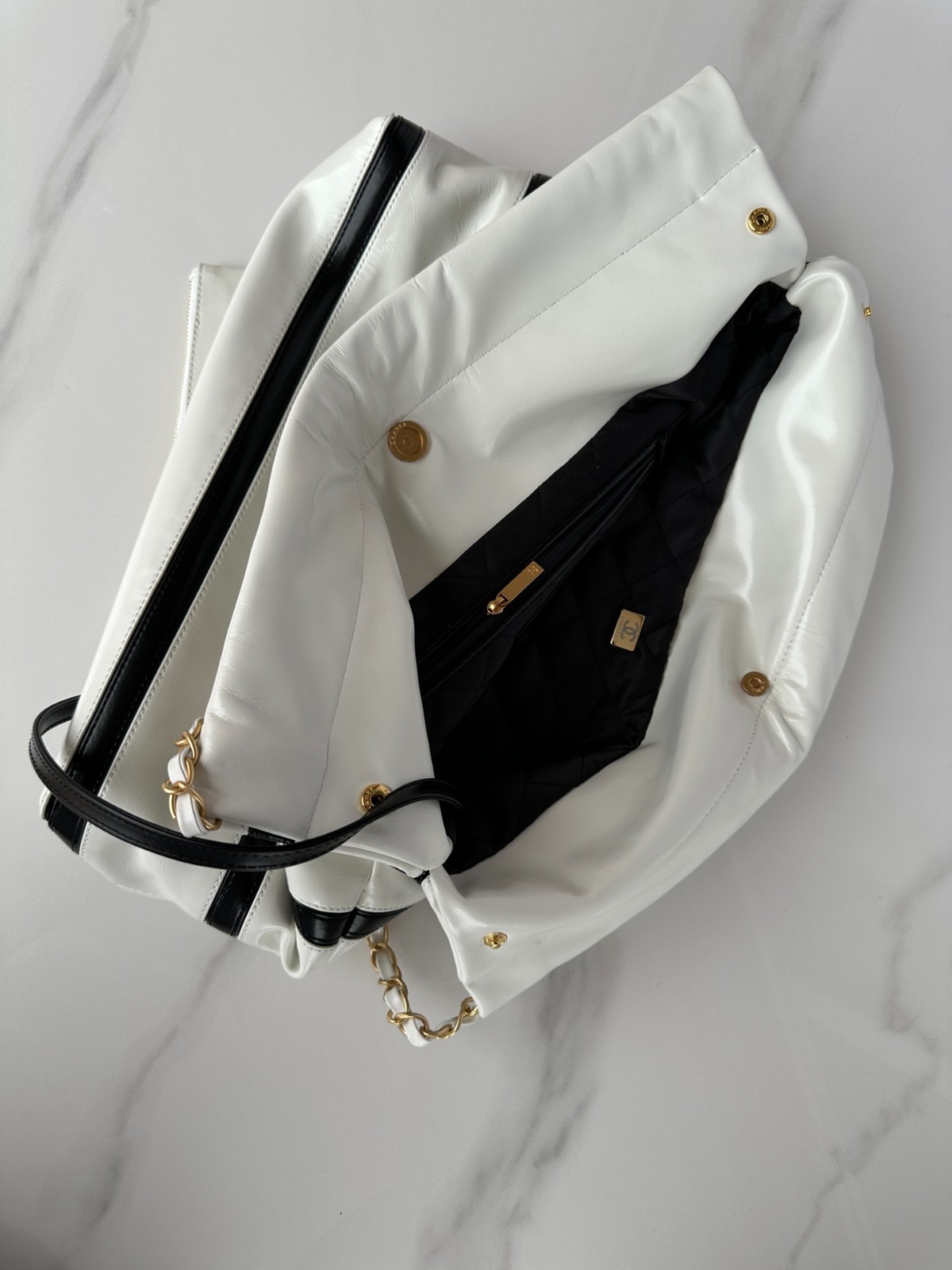 059 78123209;82123221 size 35x37x7cm;size 39x42x8cm