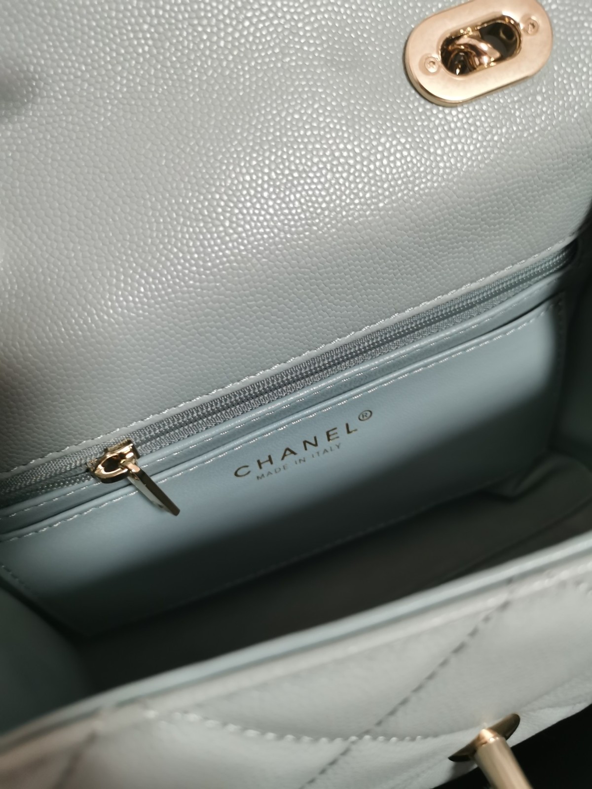 055 69123208 size 16x21x9.5cm