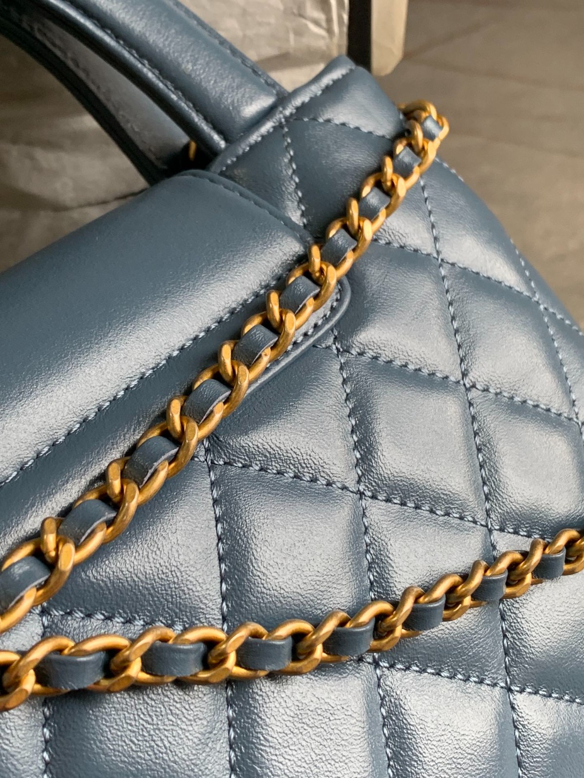 027 62123183 size 13x19x7cm