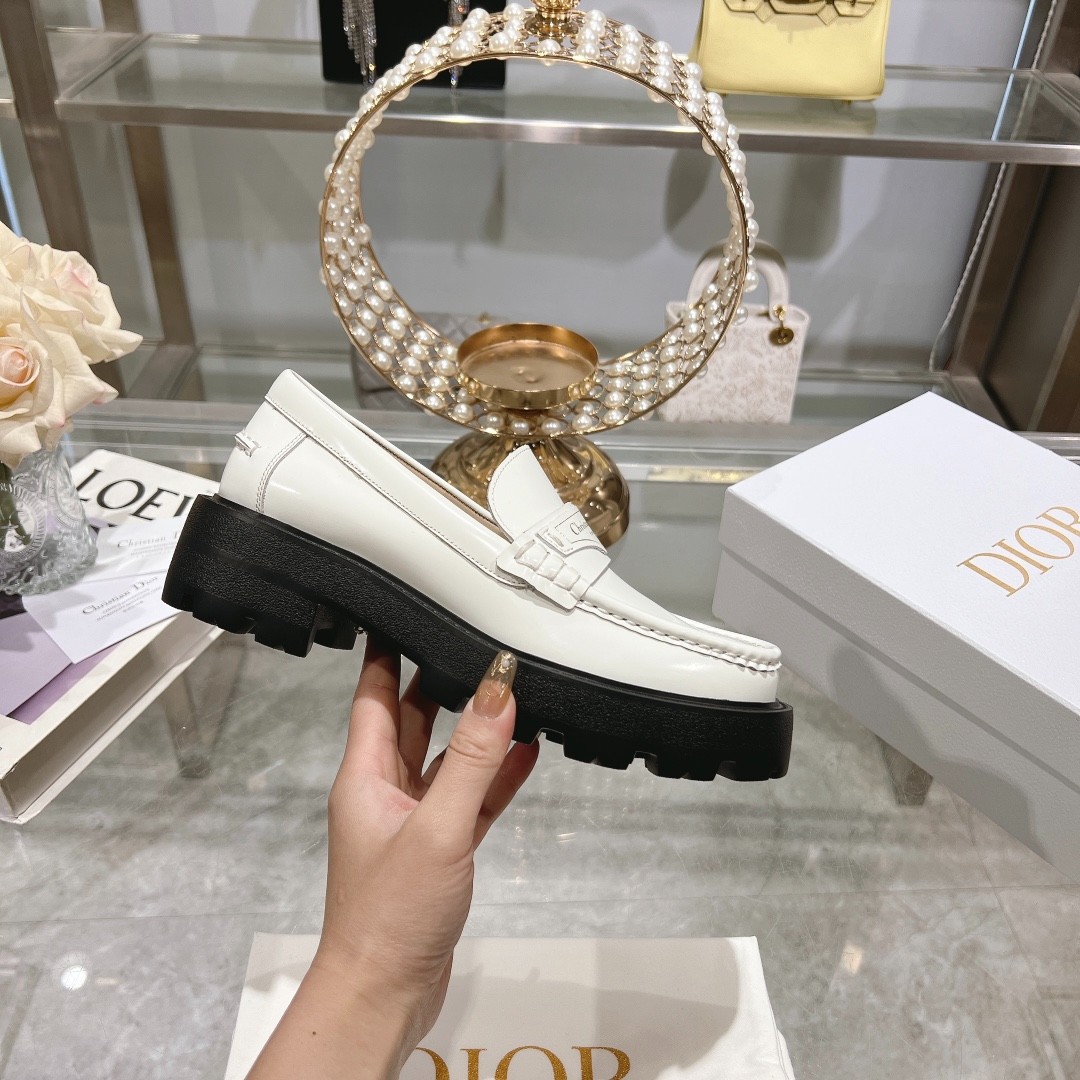 081 33123152 size 35-40