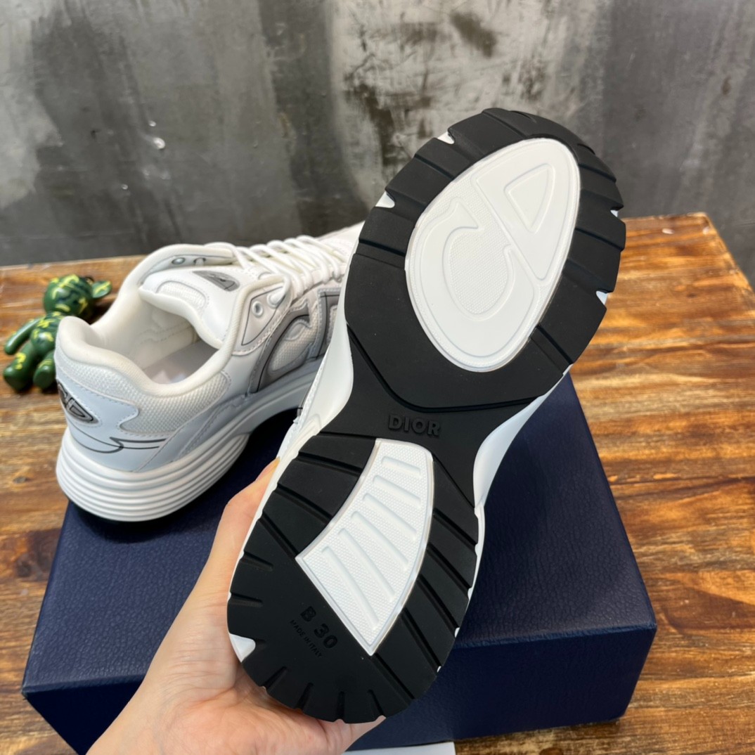 071 38123132 size 35-46