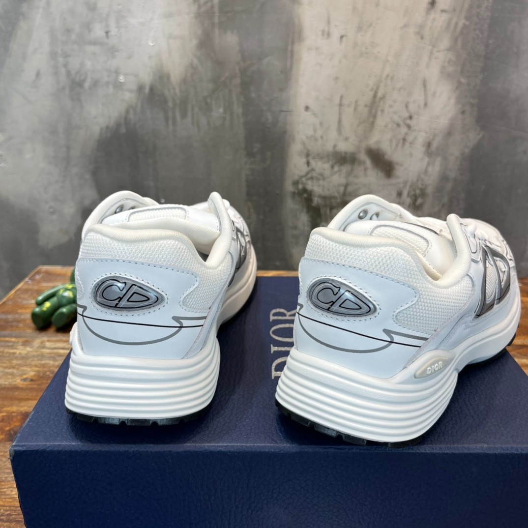 071 38123132 size 35-46