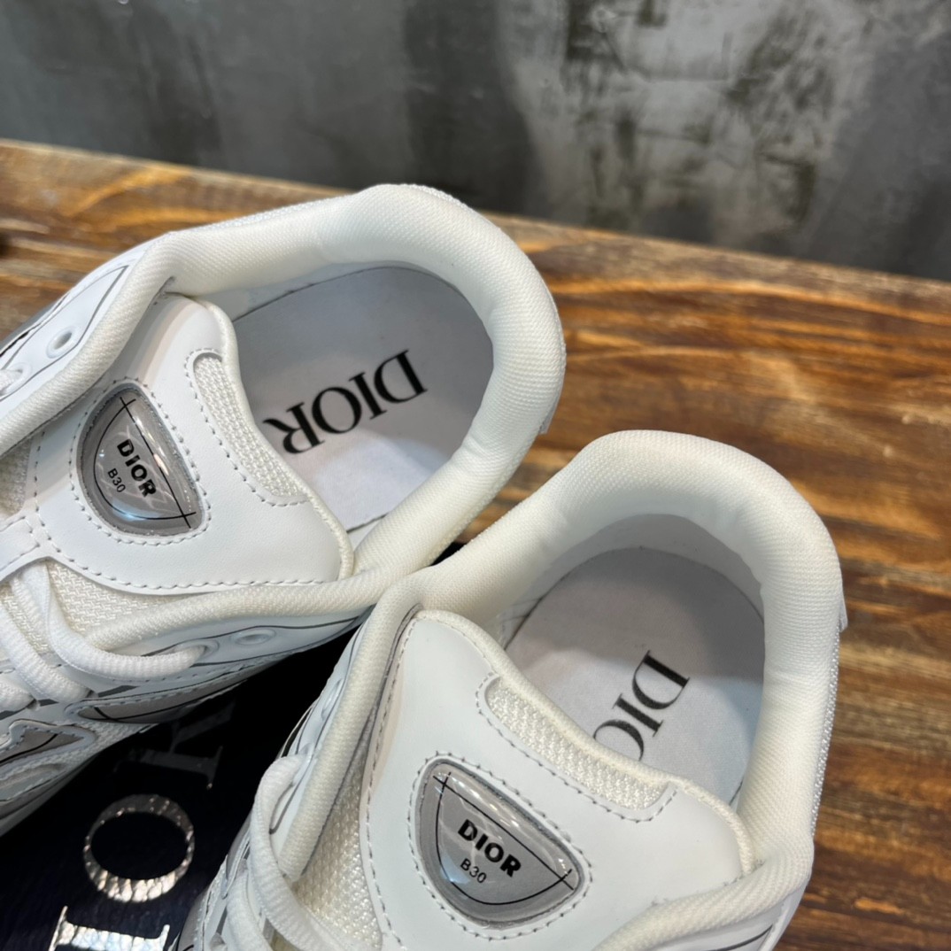 071 38123132 size 35-46
