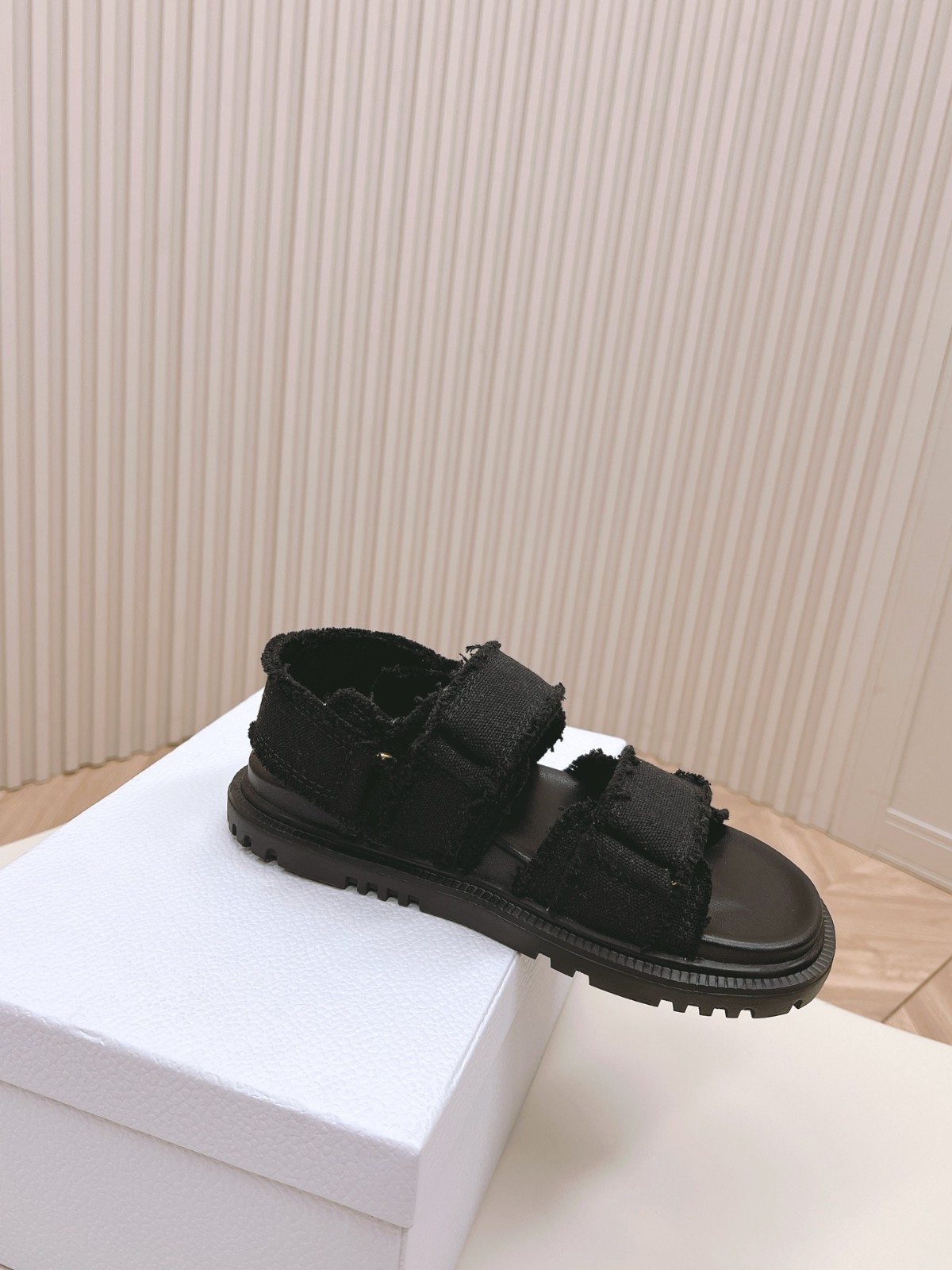 068 30123109 size 35-41