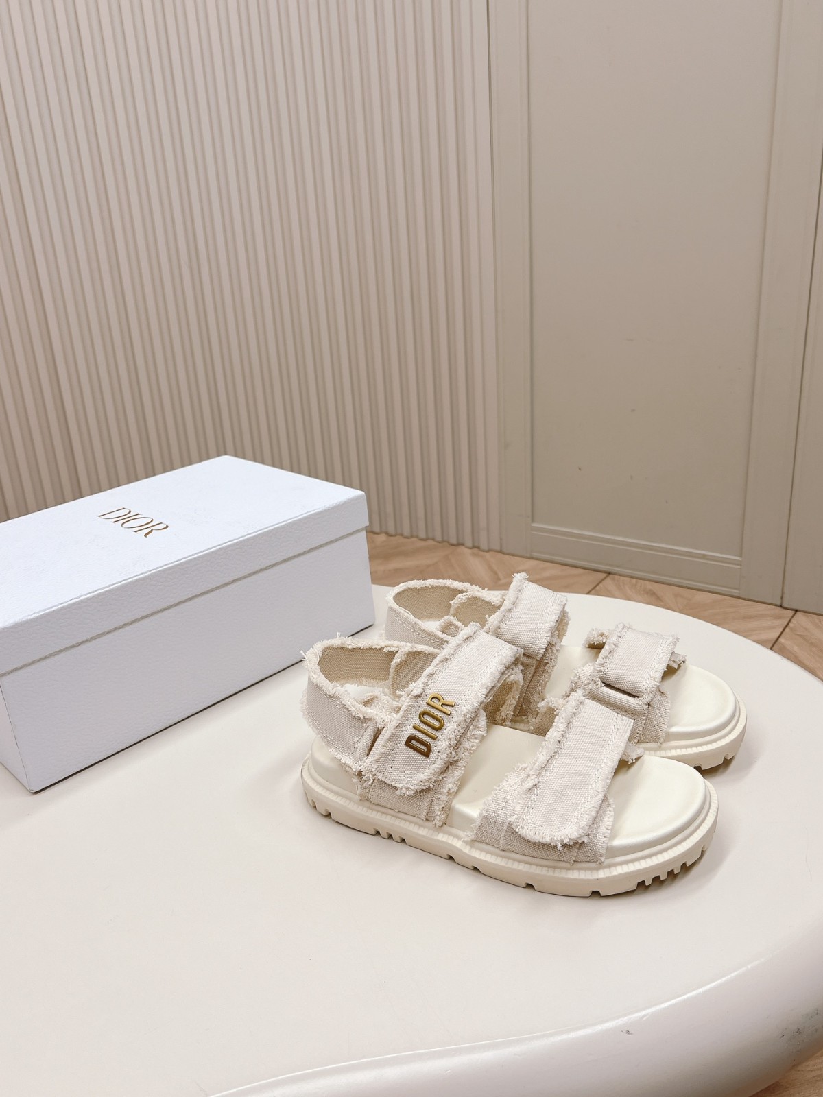 067 30123109 size 35-41