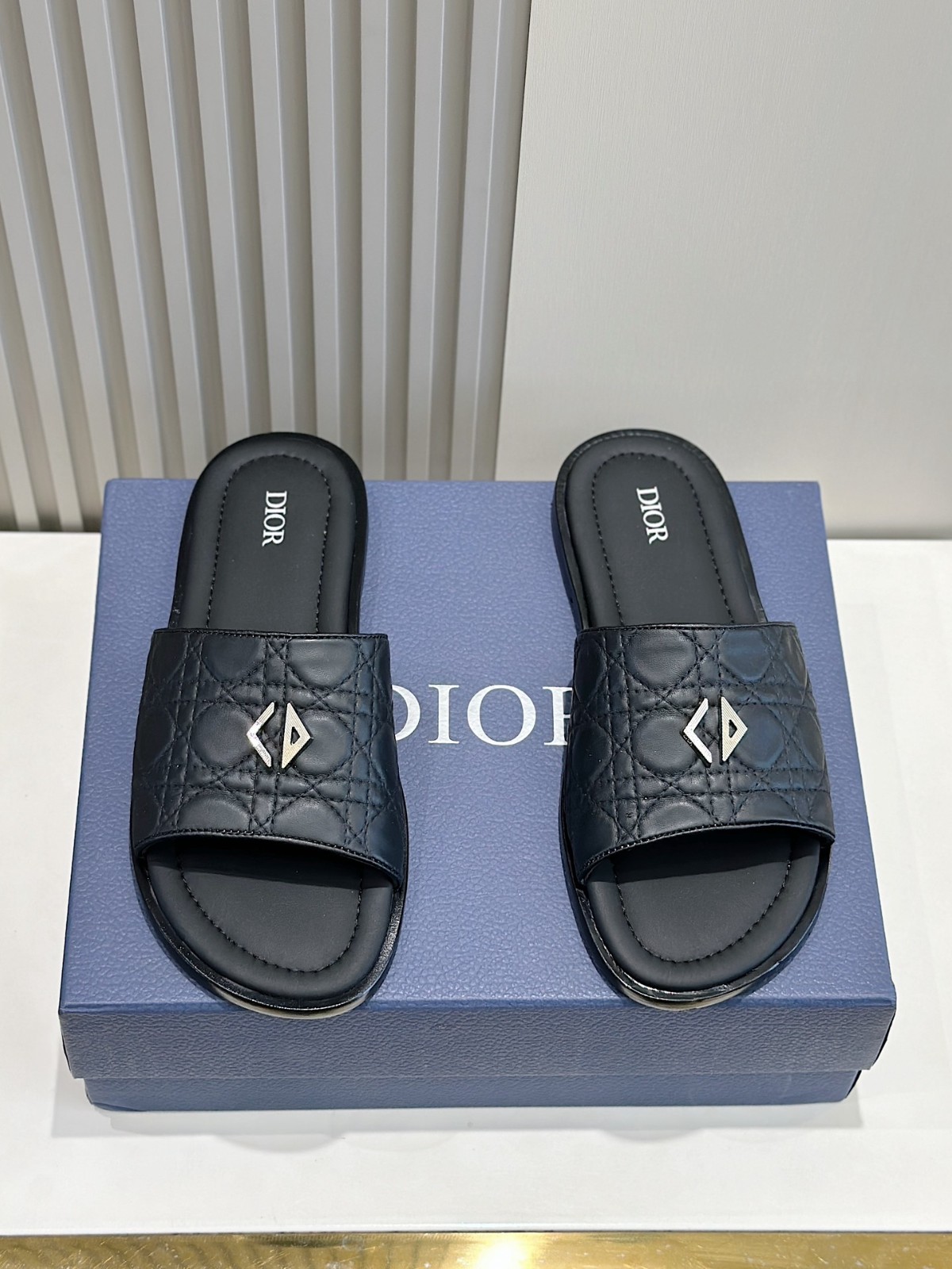 057 28123112 size 38-45