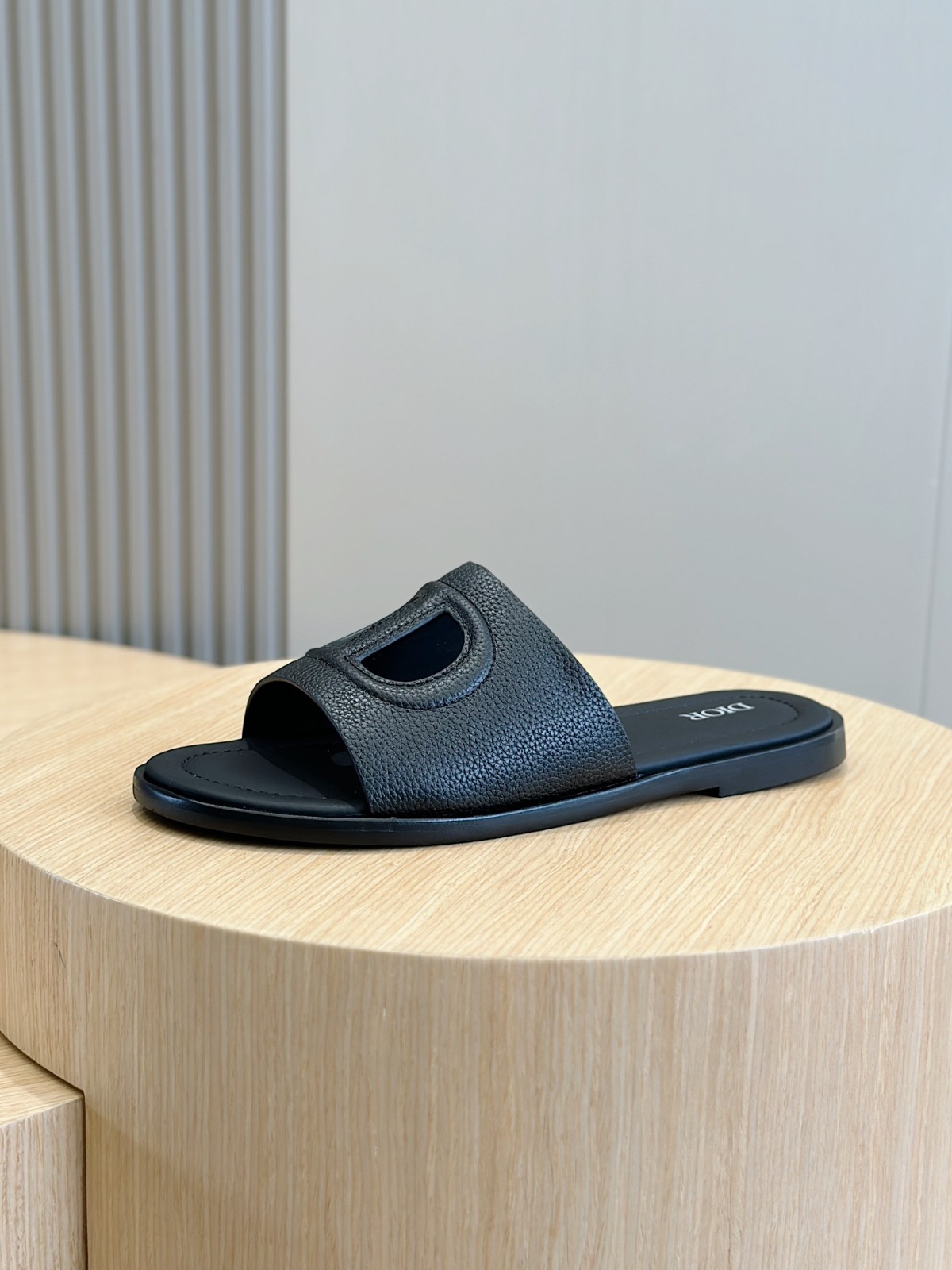 048 28123102 size 38-45
