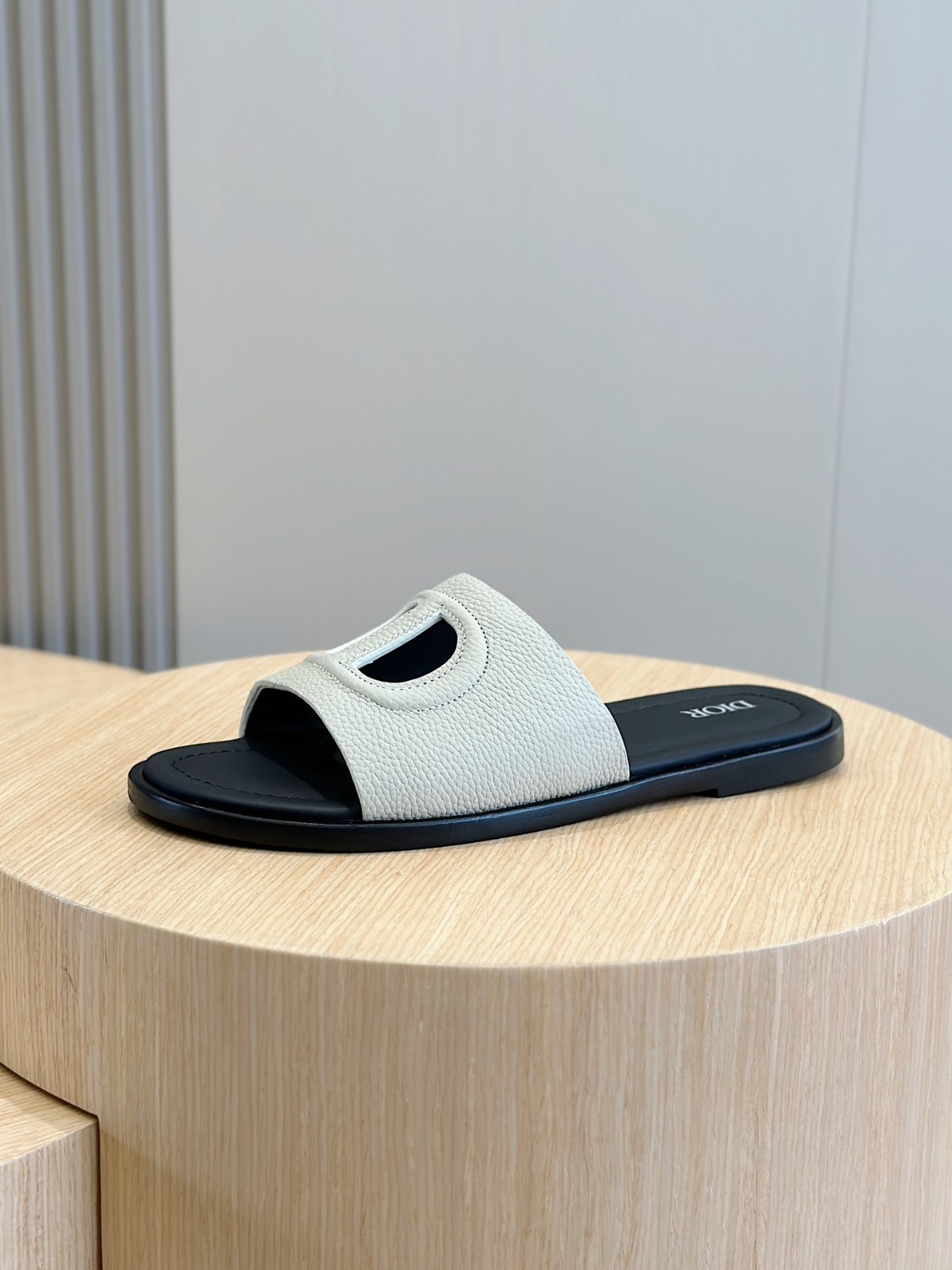 047 28123102 size 38-45