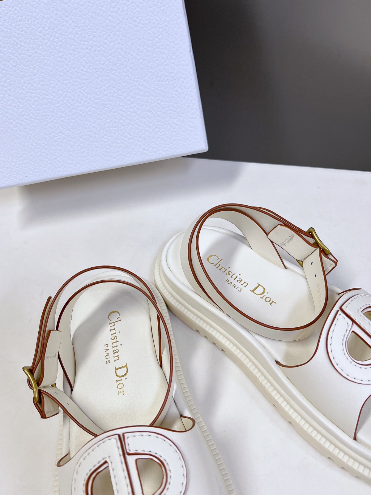 038 30123108 size 35-41