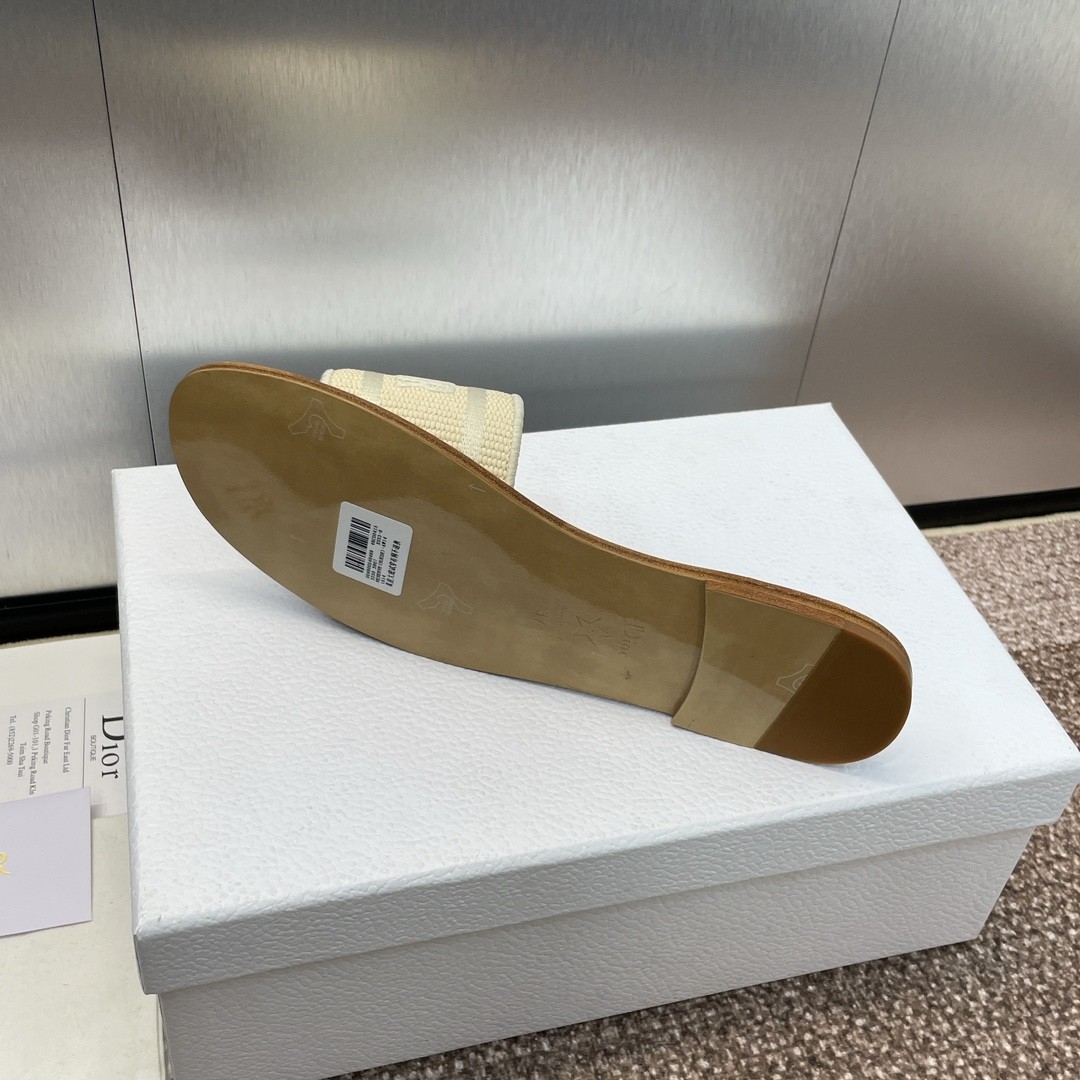 033 28123104 size 34-43