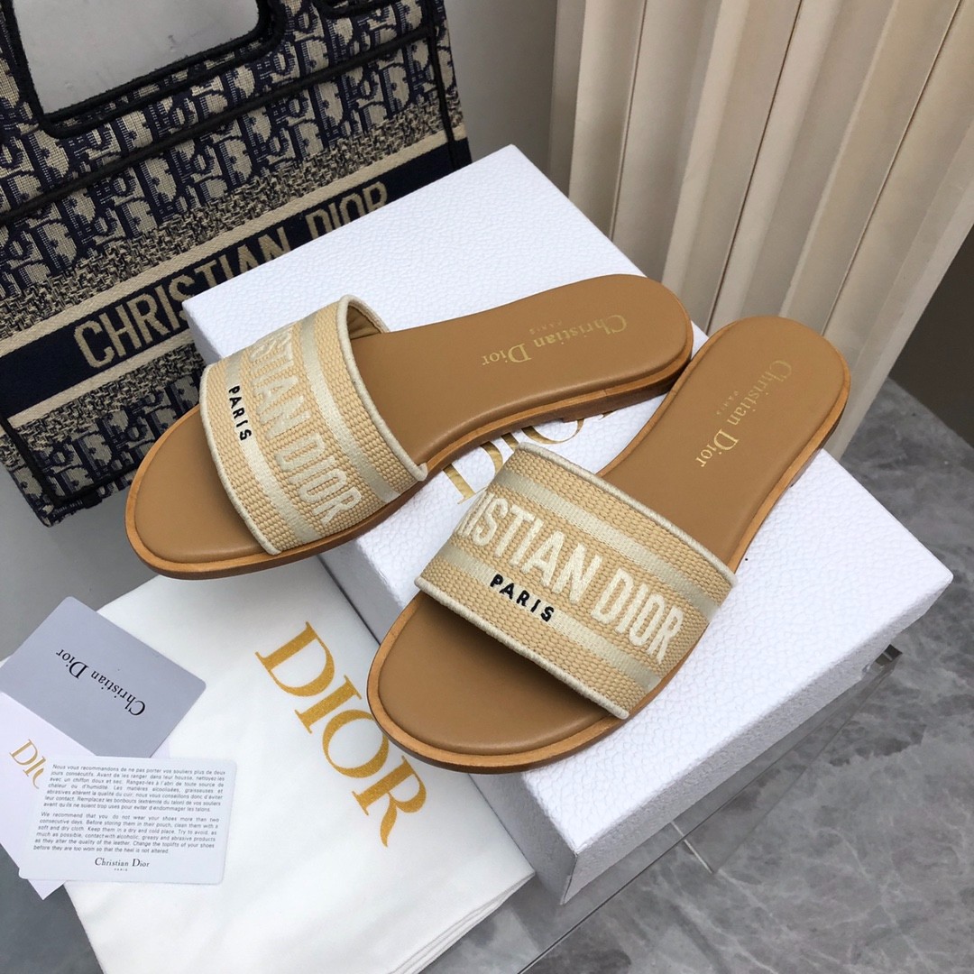 024 26123104 size 35-41